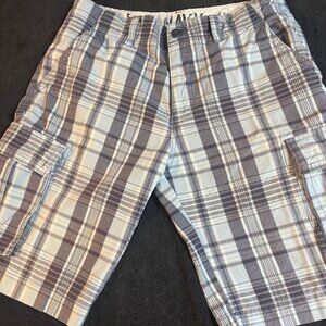 Old Navy 31W Blue/Gray Plaid Cargo Shorts